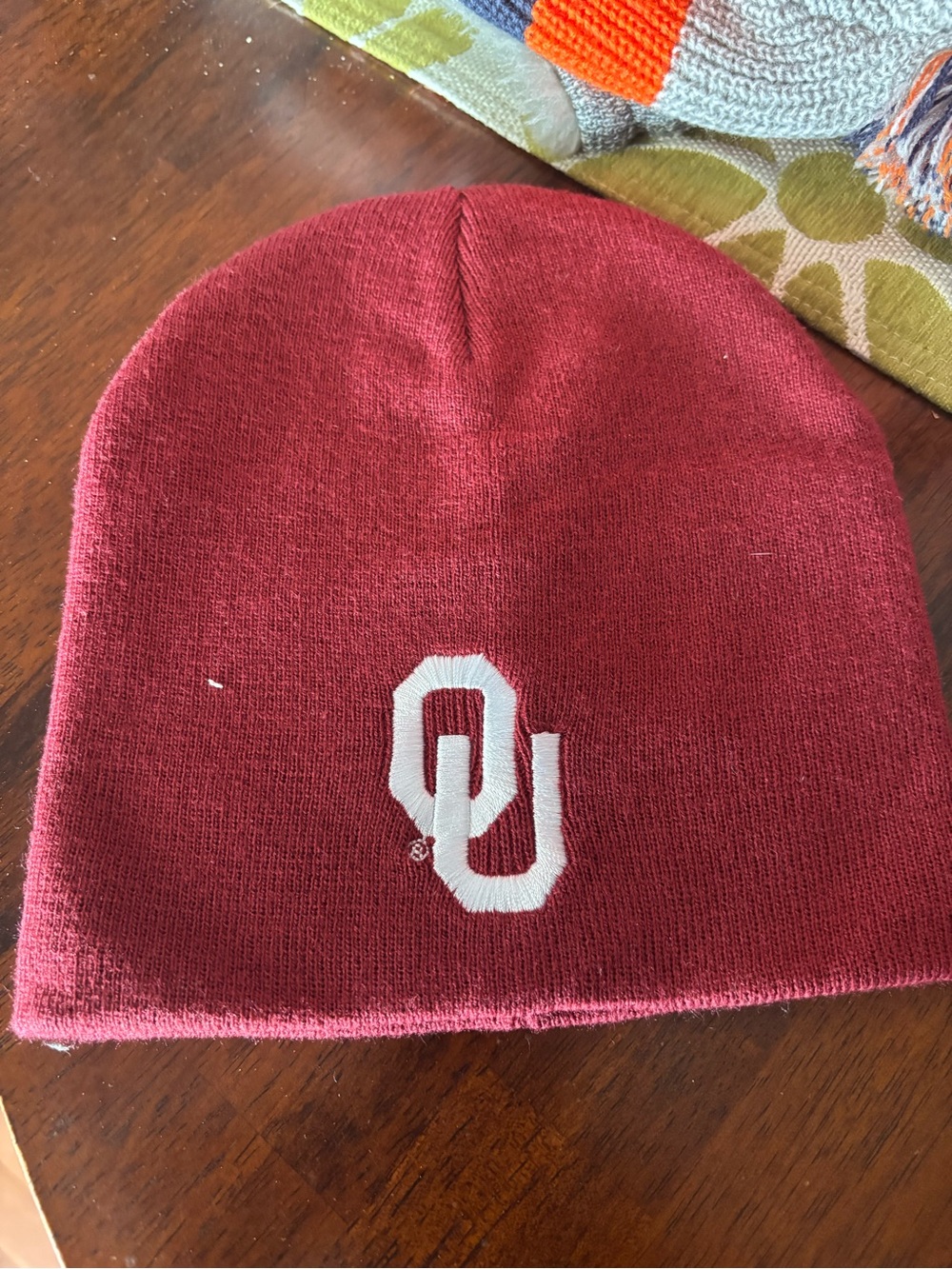 Women’s OU beanie NWT